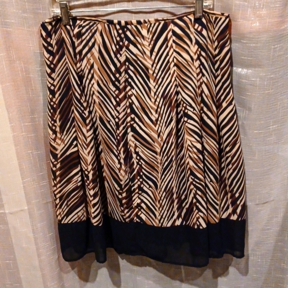 AB Studio Skirt, Black, Brown, Tan leaf pattern, stretchy